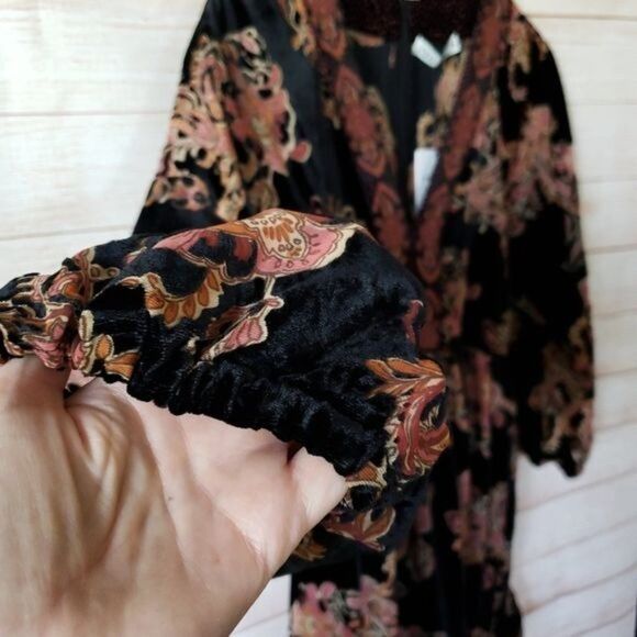 Zara Velvet Trim Floral V-Neck Ruffle Trim 3/4 Sleeve Dress Women's Size Small - Picture 9 of 15